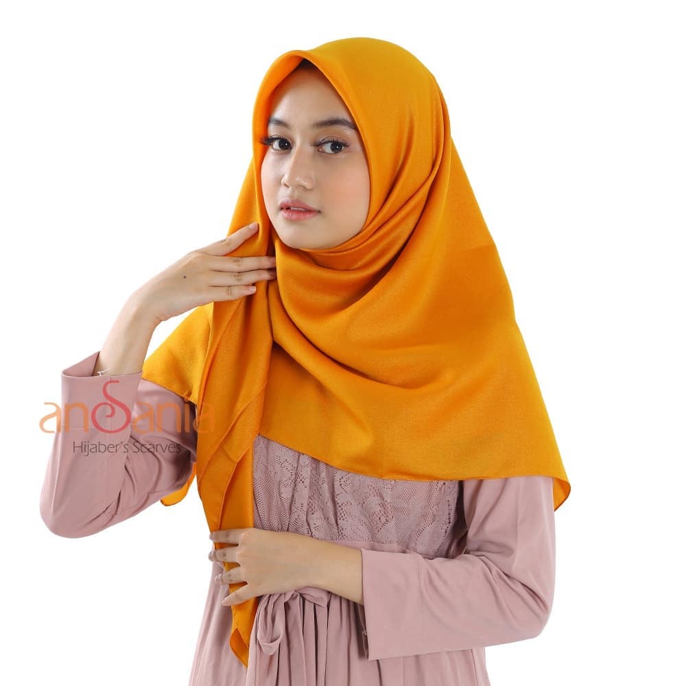 kerudung hijab / jilbab segi empat SHINAR GLAMOUR glitter glowing ansania dan azara original bahan m