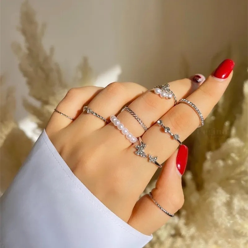 7 Pcs Set Wanita Fashion Bohemia Berongga Kupu-Kupu Cincin Wanita Vintage Elegan Kristal Mutiara Adjustable Terbuka Jari Cincin Gadis Halus Halus Tipis Cincin Populer Perhiasan Aksesoris