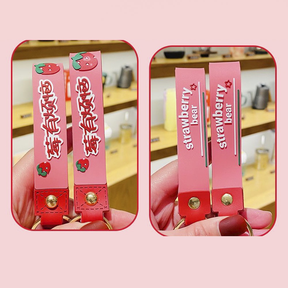 Kartun Strawberry Bear Liontin Dengan 7warna Gradien Proyeksi Lampu Gantungan Kunci Untuk Tas Liontin Keyholder Keychain Hadiah
