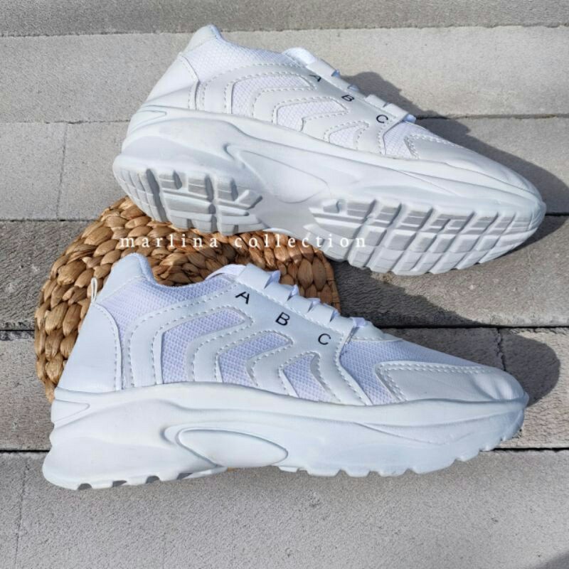 Sepatu Wanita Sneakers Korea Wanwoo Putih Polos Sport Sol Tinggi Tali Casual Tulisan Abc Ootd Korean Style - Cladiva FSH151