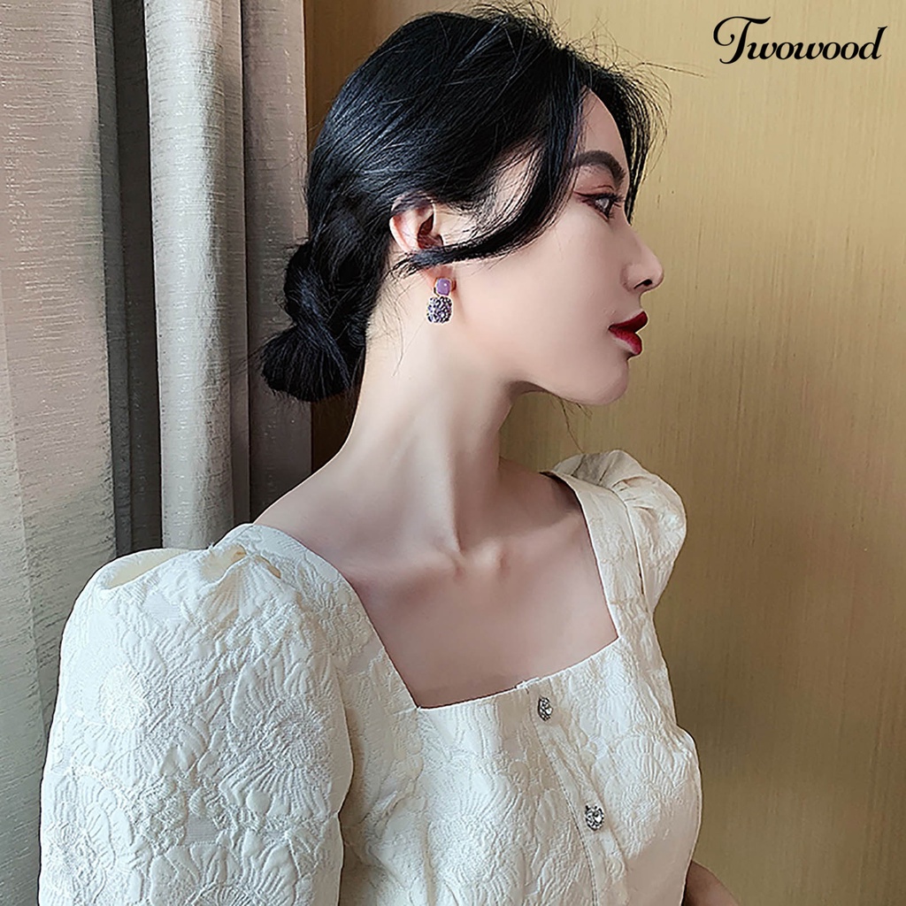 Twowood 1pasang Anting Wanita Berlian Imitasi Bersinar Tetes Minyak Geometris Dekorasi Eropa Dan Amerika Temperamen Retro Ungu Stud Menjuntai Anting-Anting Perlengkapan Kostum