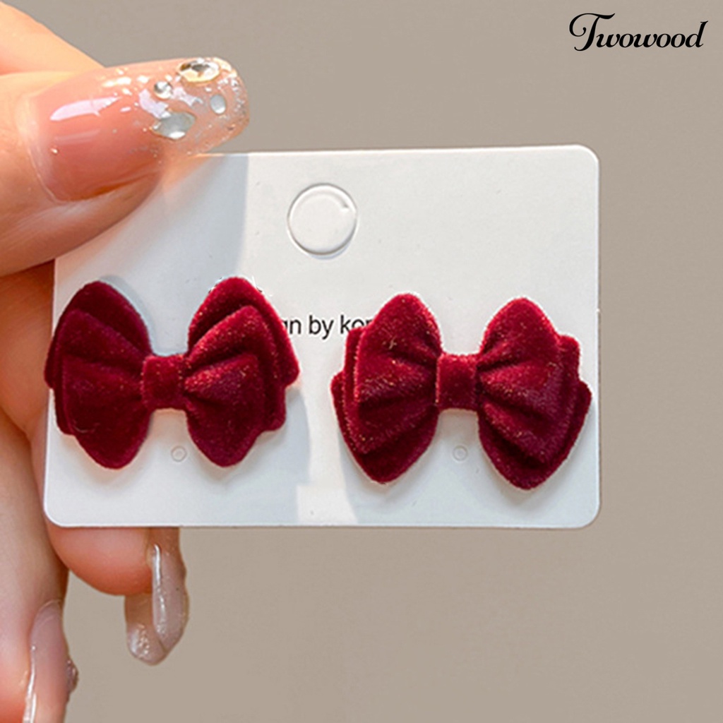 Twowood 1pasang Anting Stud Pola Geometris Gaya Cina Temperamen Liontin Electroplating Dekorasi Fashion Item Merah Meriah Perempuan Anting Aksesoris Pakaian