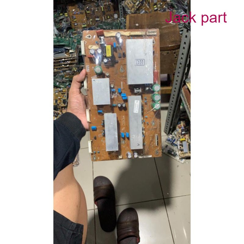 Y MAIN - Y SUS - MESIN TV PLASMA SAMSUNG PS51D450