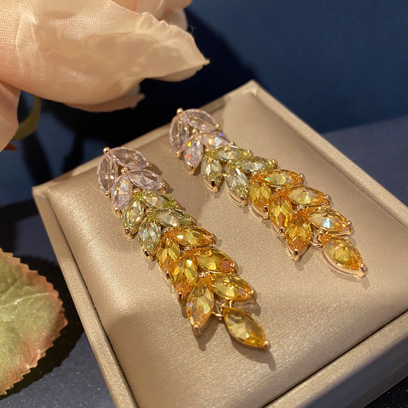 Goldkingdom Fashion Perhiasan Aksesoris Ready Stock Anting Temperamen Panjang Rumbai Aksesoris Telinga Pasang Perak Jarum Zirkon Eardrop Daun Cahaya Mewah Gaya Musim Panas