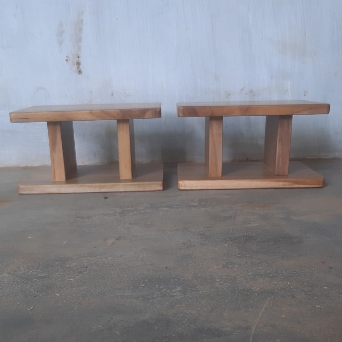 stand speaker monitor