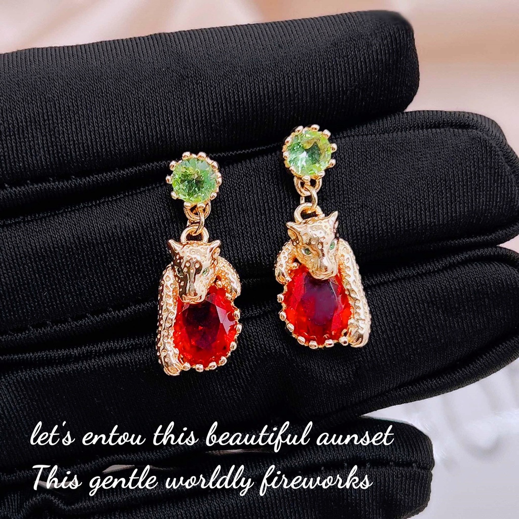 Goldkingdom Fashion Perhiasan Aksesoris Ready Stock Medieval Vintage Merah Berlian Leopard Anting Vintage Peluk Ruby Earrings Anting Panjang