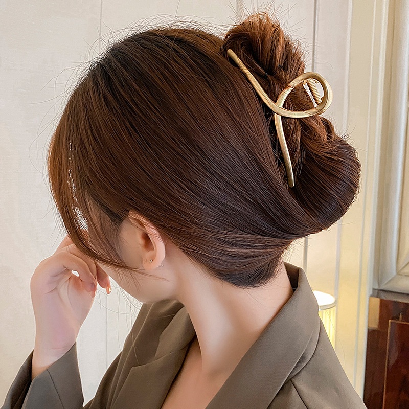 Butterfly Checkerboard Design Klip Hiasan Kepala Klip Rambut Kepala Belakang Perempuan Untuk Ambil Hiu Klip Kartu Kartu Rambut Besar High -level Sense