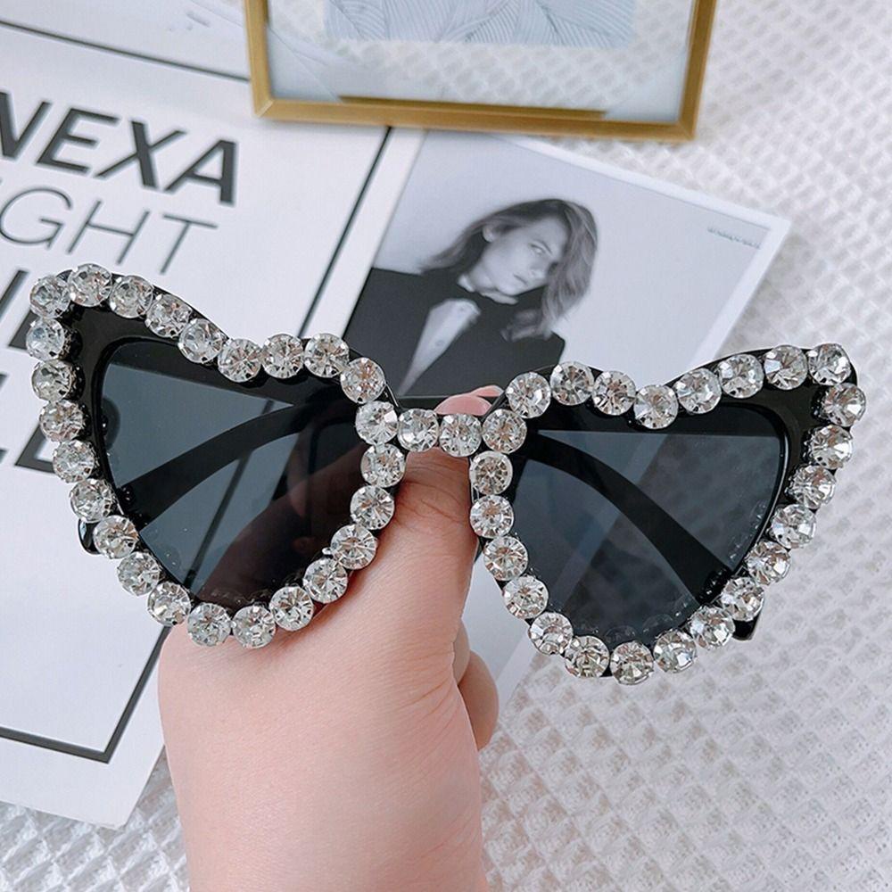 R-flower Heart Sunglasses Vintage Shining Ladies Eyewear Kacamata Hip Hop Untuk Wanita