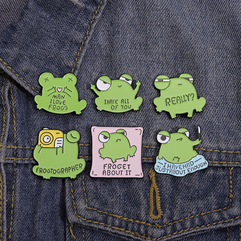 Lucu Gerakan Lucu Katak Bros Hewan Enamel Pin Kerah Denim Pin Anime Froggy Metal Badge Perhiasan Hadiah Untuk Teman