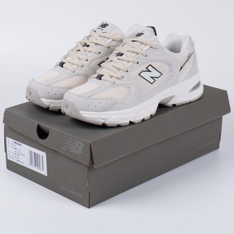 Sepatu New Balance 530
Ivory Beige White Black Cream Putih Hitam NB Sneakers Wanita Pria Running Lar