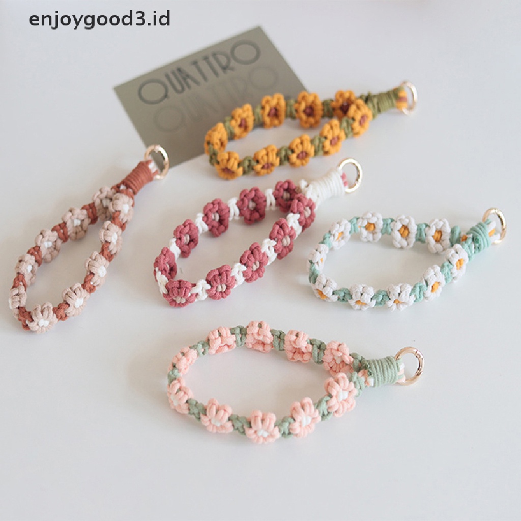 [Rready Stock] 1Pc Bunga Daisy Wristlet Gantungan Kunci Boho Key Fob Strap Wrist Lanyard Keyring (ID)