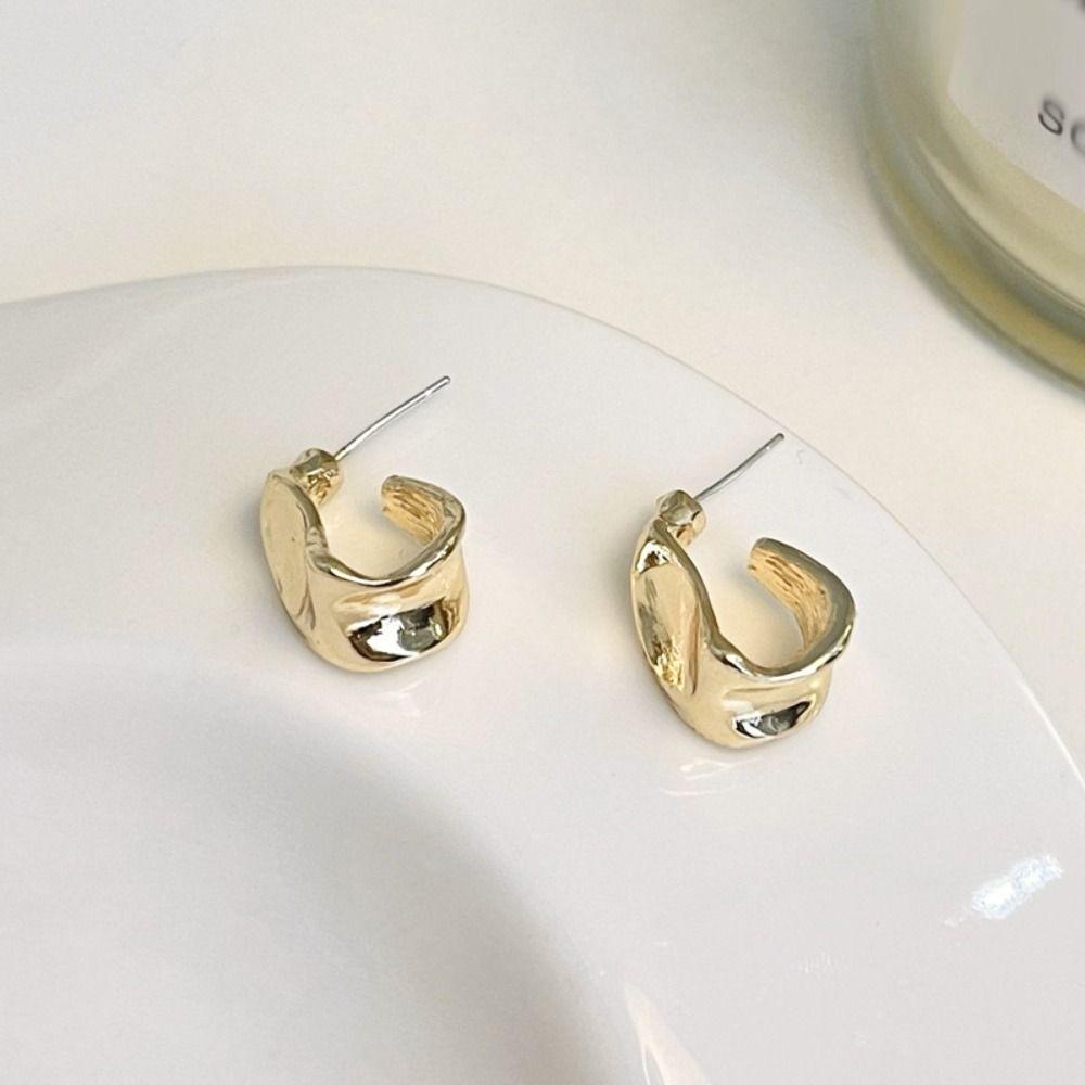 Mxbeauty Anting Tekstur Logam Trendi Menawan Mewah Punk Temperamen Sederhana Wanita Ear Stud