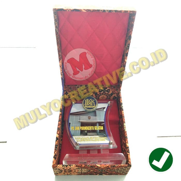 

⭐BISA COD⭐ Box Plakat - Box Vendel Cinderamata Motif Batik