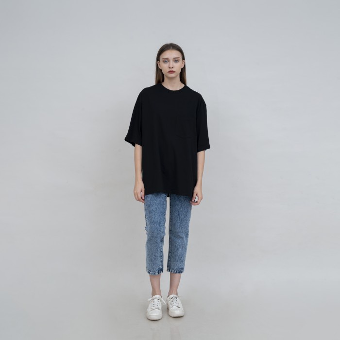 Kaos Oversized Hitam Unisex Wanita Tshirt Besar Tokyo Houseofcuff