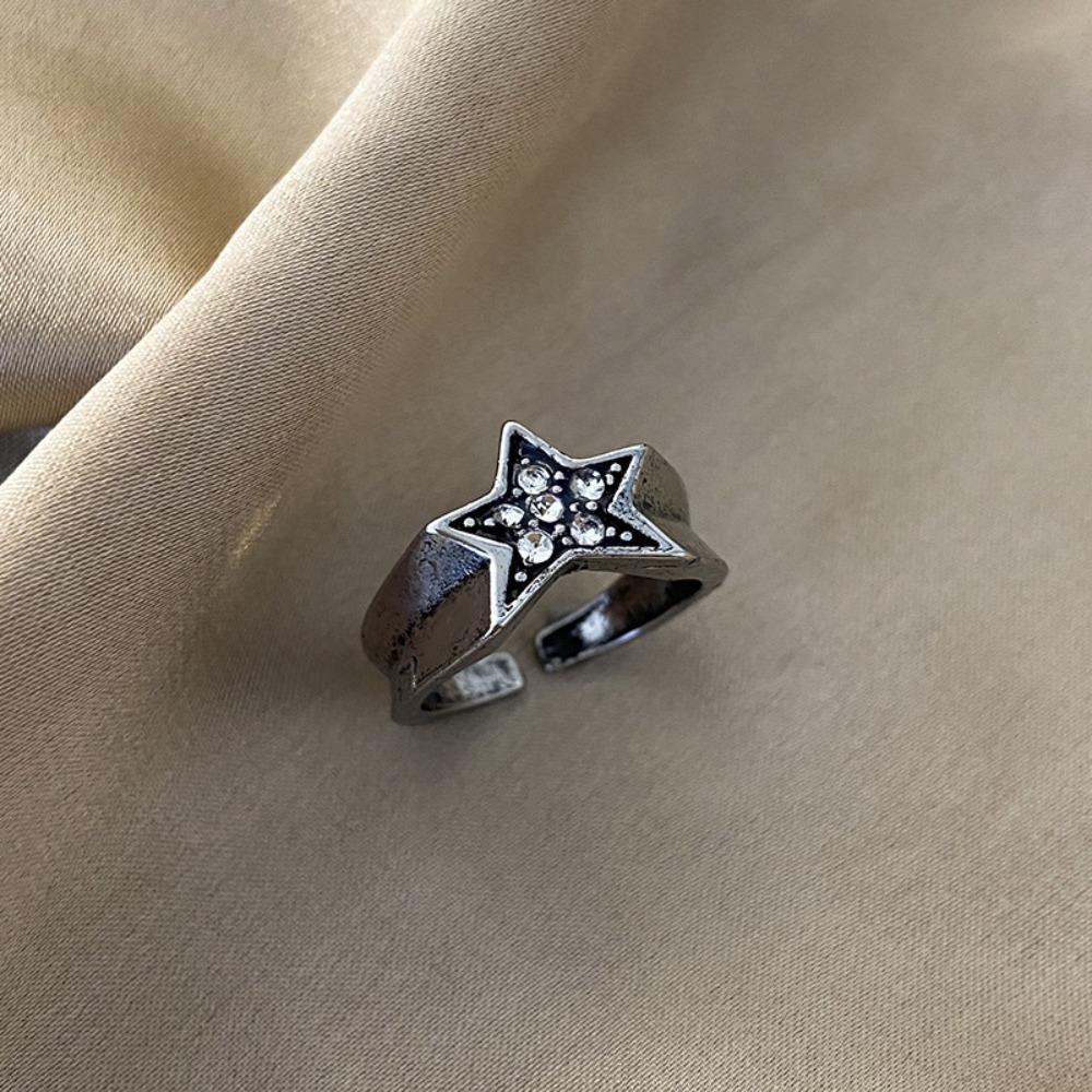 Mxbeauty Wanita Tidak Teratur Bintang Cincin Pasangan Rings Vintage Untuk Kekasih Adjustable Kristal Mengkilap Gaya Korea Ring