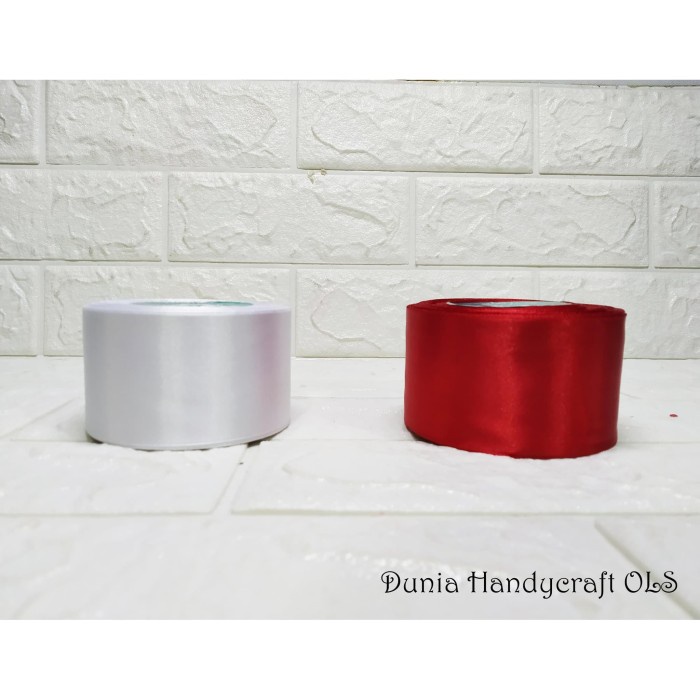

Pita Satin 2 Inch Pita Kado Bahan Kerajinan Tangan DIY - Merah