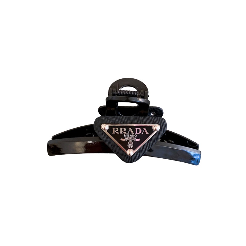 Huruf Segitiga Ambil Centang Hiu Klip