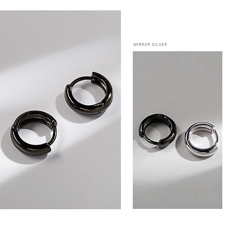 Goldkingdom Aksesoris Perhiasan Fashion Ready Stock Perak Disepuh Hitam-Putih Anting Pria Dan Wanita Kepribadian Korea Temperamen Pasangan Telinga Giwang Anting Lingkaran Sederhana.