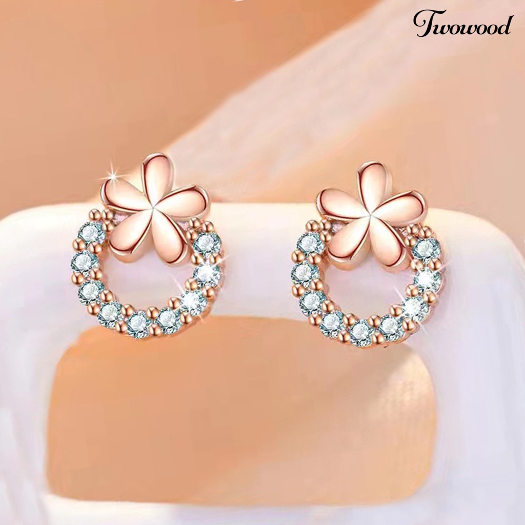 Twowood 1pasang Ear Studs Round Ring Elegan Mini Hadiah Fashion Perhiasan Sparkling Cubic Zirconia Plum Blossom Wanita Anting Untuk Harian