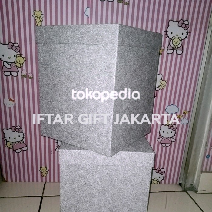 

⭐BISA COD⭐ Box Angpao / Kotak Angpao / Box Angpao Pernikahan / Kotak Uang Angpao - Silver, 30X30X30 Cm