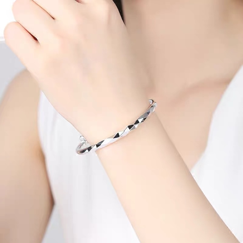 Fashion Wave Bright Irregular Adjustable Bracelet/Bangle Memutar Perak Minimalis Untuk Wanita Perhiasan Gadis