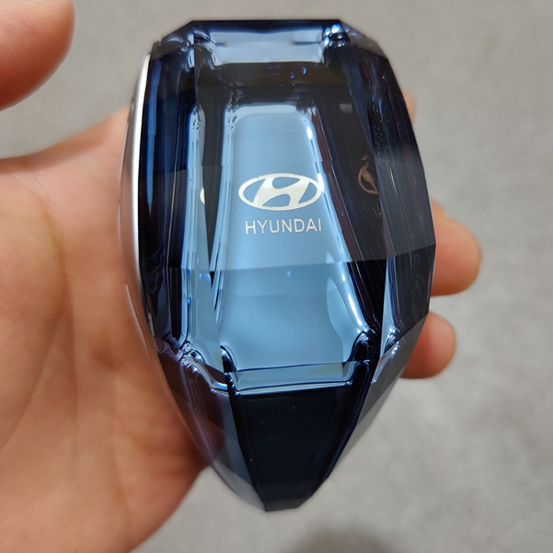 1set LED Kristal Gagang Mobil GearShift knob Tuas Tongkat Kepala gear manual knob Auto Untuk Hyundai Getz Aksen Atoz i20 Trajet H1 i10 Kona Santa Fe Aksesoris