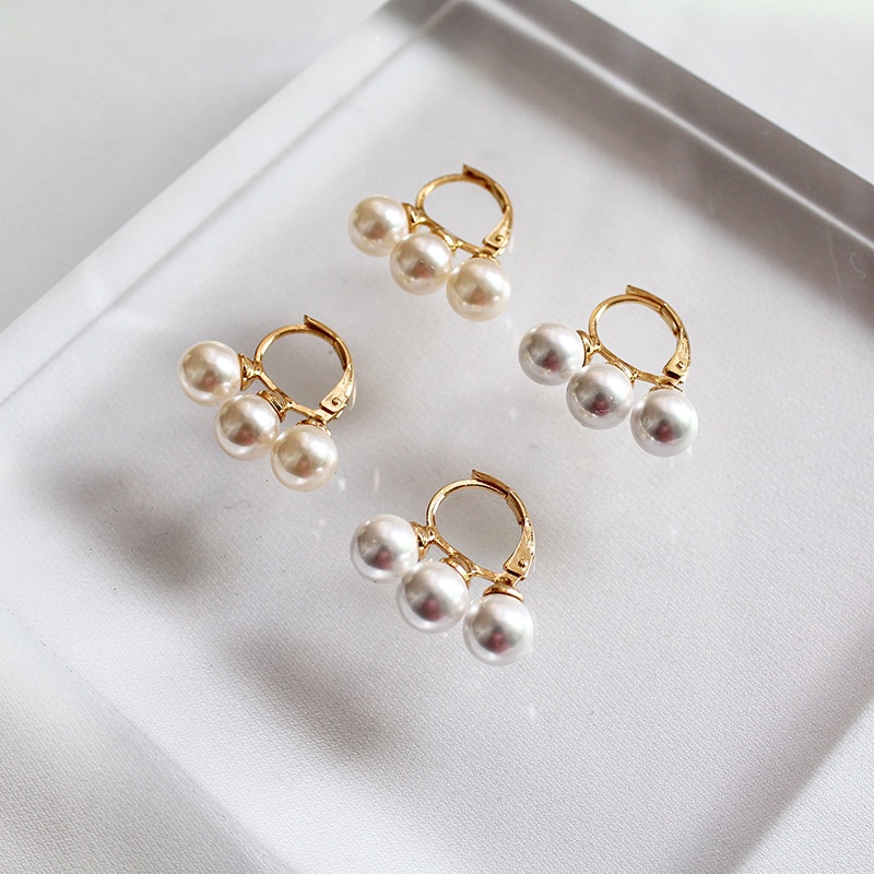 T Classy Pearl Ear Clip Earrings Tahun Baru Gaya Baru Trendi Retro Hong Kong Style Hepburn Earrings Tanpa Tindik Anting Wanita