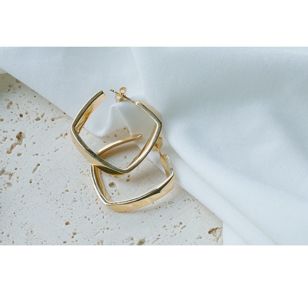 Goldkingdom Aksesoris Perhiasan Fashion Ready Stock Anting Prancis Baru Anting Geometris Berlebihan Untuk Wanita.