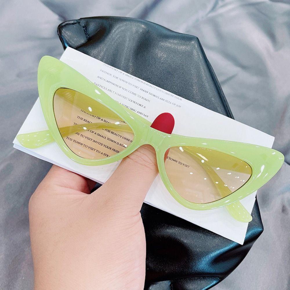 Nanas Kacamata Hitam Untuk Wanita Aksesoris UV400 Narrow Fashion Eyewear