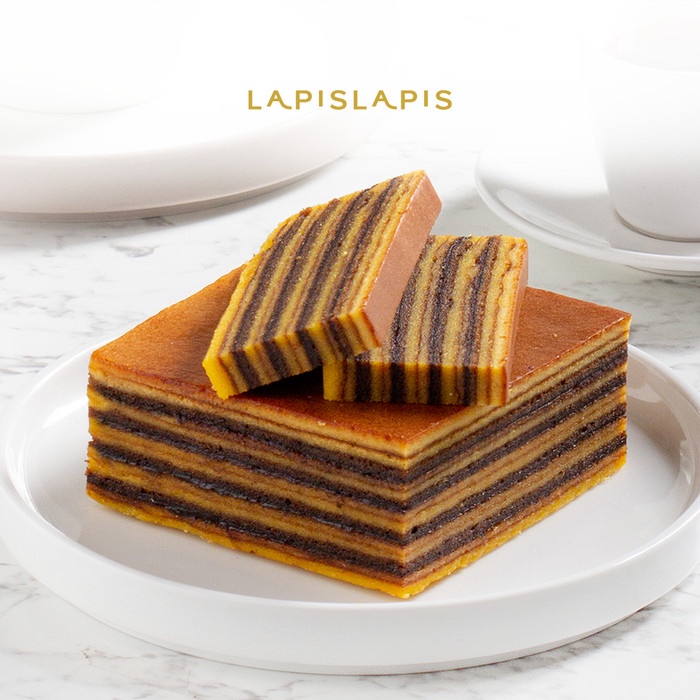 

Lapis Legit Chocolate Ukuran Quarter (10x10cm)