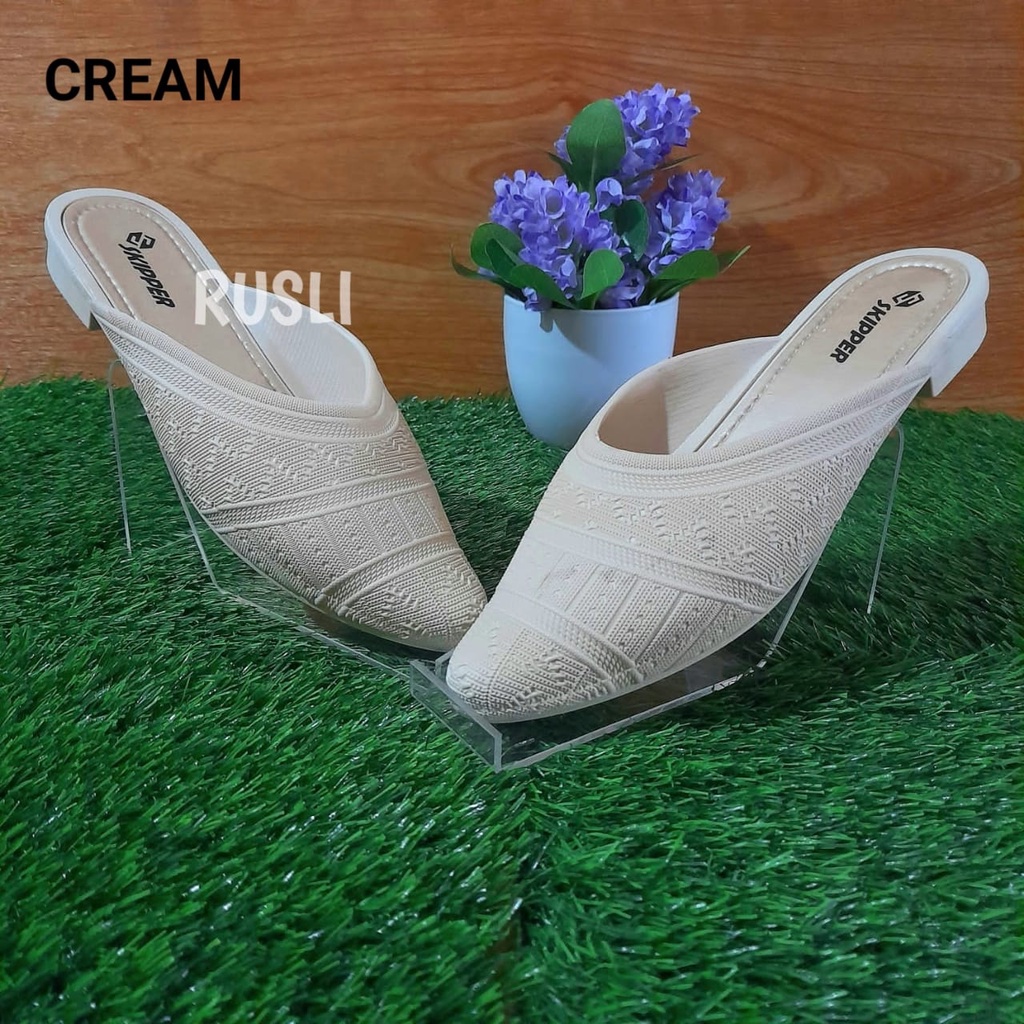 (COD) Sepatu Selop Wedges Import Wanita Motif Renda Balance 1625-1