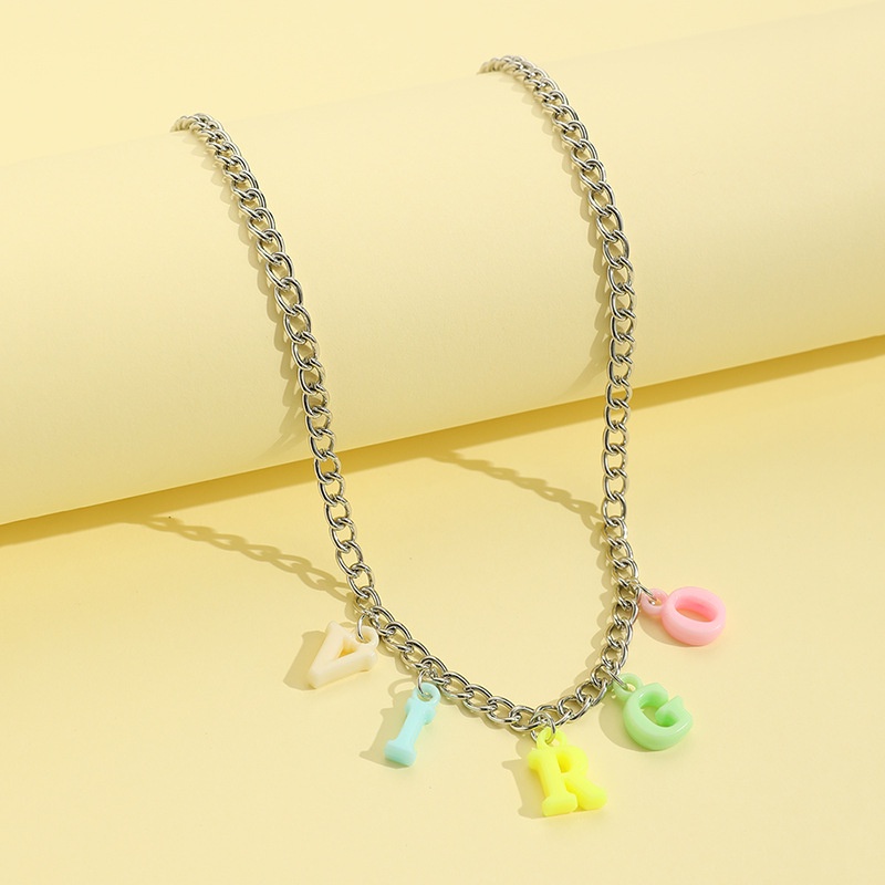 Gadis Kepribadian Indah Warna Permen VIRGO Kalung A Resin Kalung Kepribadian Fashion Sweater Rantai