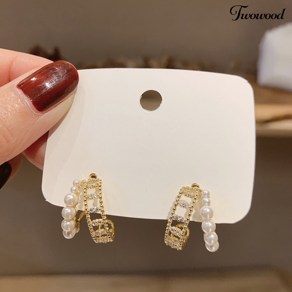 Twowood 1pasang Anting Pejantan Hias Mutiara Imitasi Gaya Vintage Perancis Pengerjaan Halus Berdandan Elegan Cubic Zirconia Split Hoop Earrings Perhiasan Aksesori