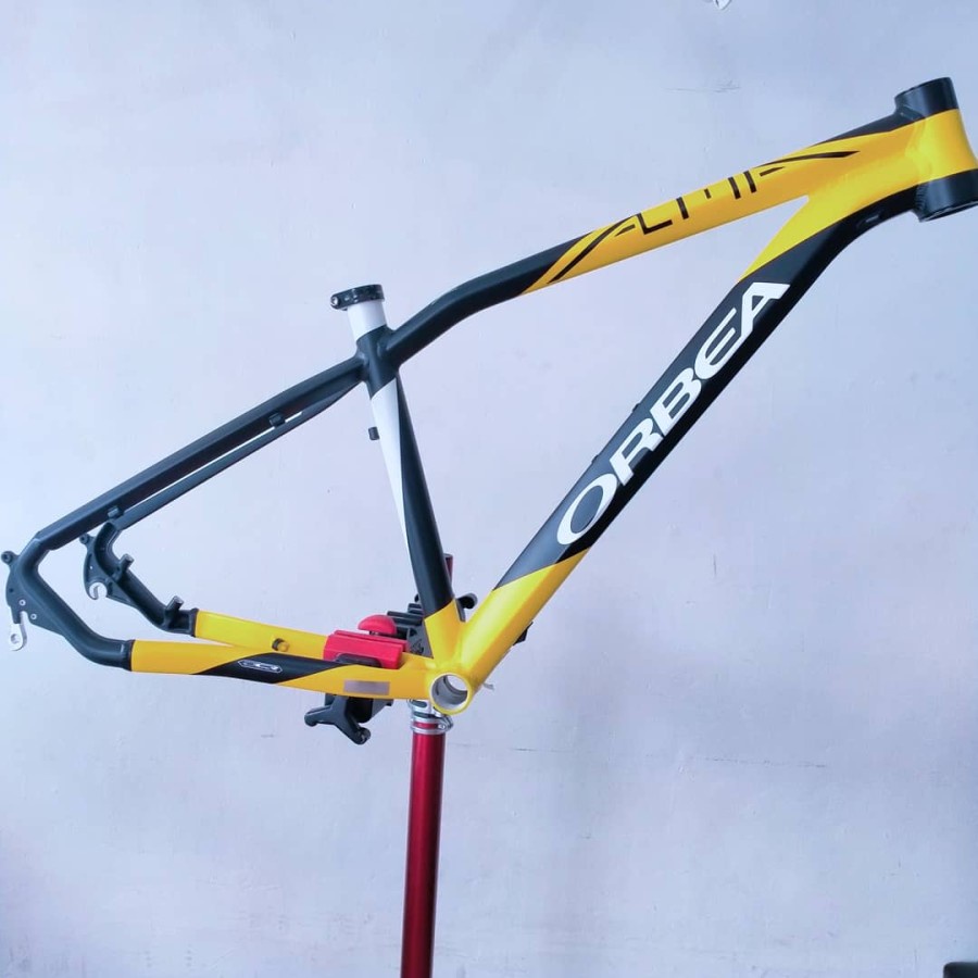 FRAME SEPEDA MTB 27.5 INCH FRAME ORBEA ALMA BLACK YELLOW NOS