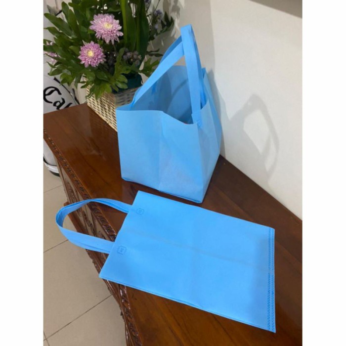 

⭐BISA COD⭐ TAS BESEK SPUNBOND BOX NASI 25x25 ( LUSIN ) TEBAL