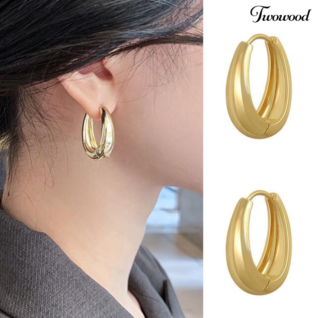 Twowood 1pasang Anting Hoop Temperamen Besar Geometris Hadiah Emas Gaya Retro Wanita Oval Anting Perhiasan Fashion