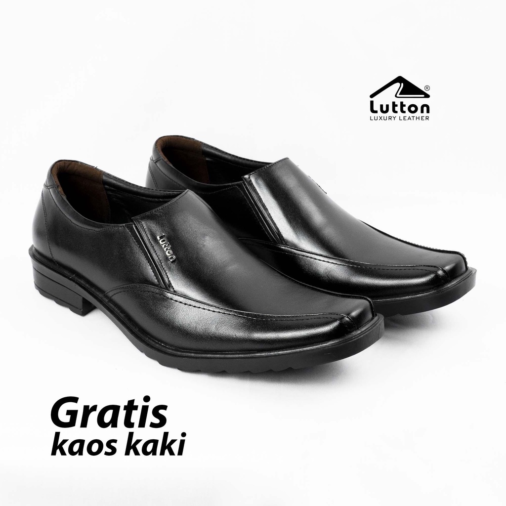 title_id: Sepatu Pria Kulit Sapi Asli Terbaru - Loafer Formal Kekinian Pajero plus Bonus Kaos Kaki di Shopee