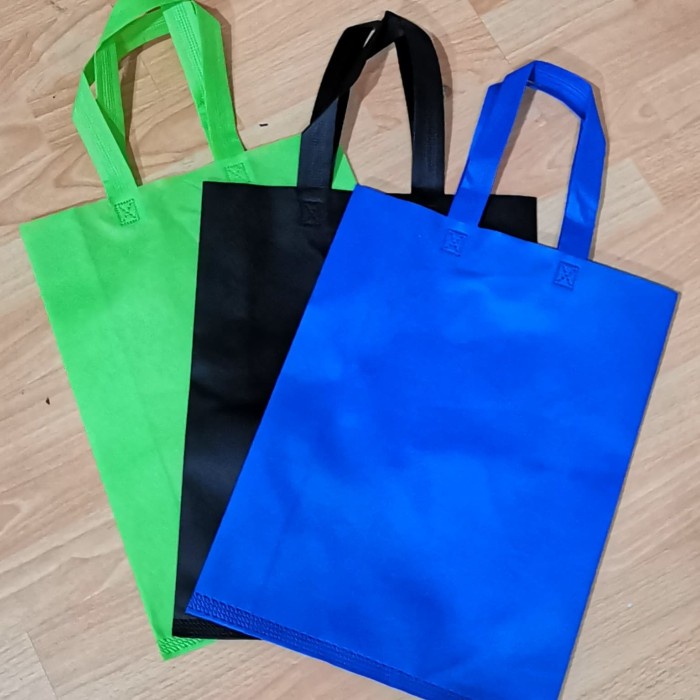 

ARS04 TAS spunbond tas puring kantong pesta belanja meeting - Hitam