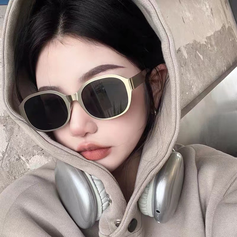 (YUZHU) Kacamata Hitam Bingkai Oval Mode Baru Untuk Pria Hip Hop Vintage Fashion Metal Sunglasses