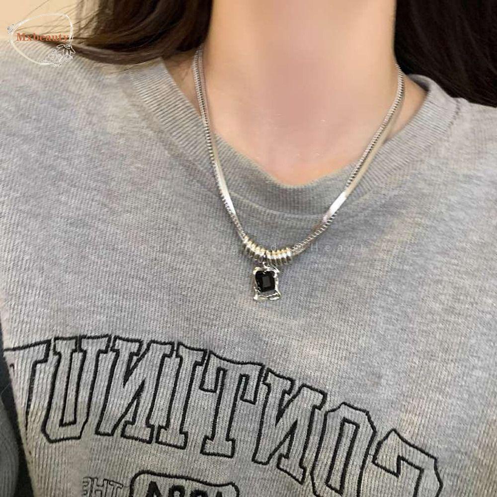 Mxbeauty Wanita Kalung Fashion Halus Punk Ganda Lapisan Kristal Liontin Sederhana Sweater Rantai