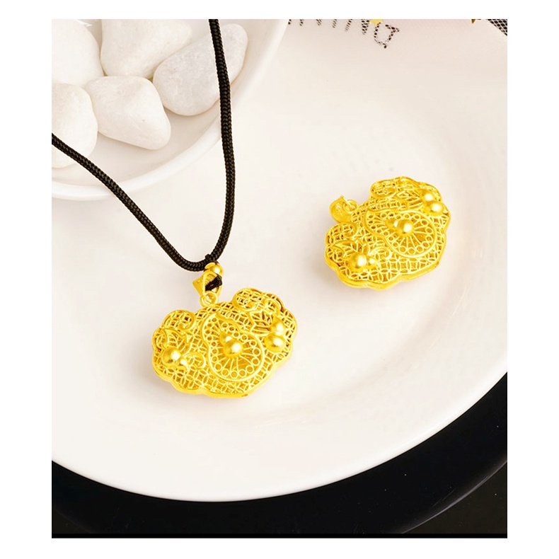 Goldkingdomdom Aksesoris Perhiasan Fashion Ready Stock Kalung Liontin Labu Kerawang Lapis Emas Menarik Untuk Menyesuaikan Kabel Hitam