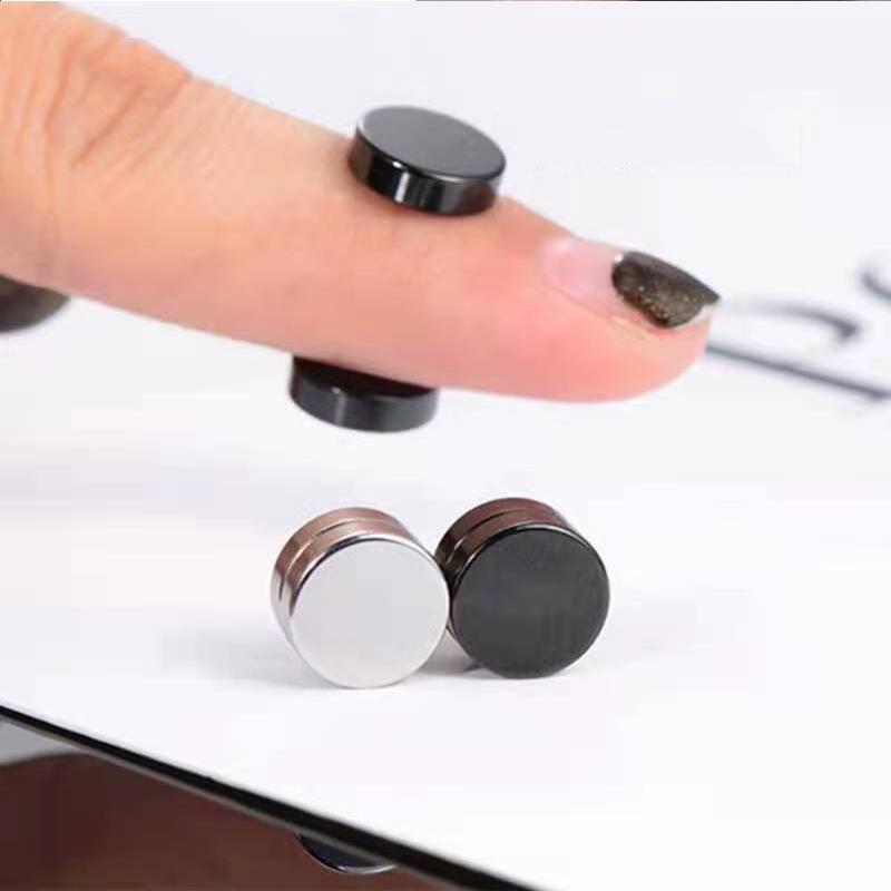 1 Pc Punk Baja Titanium Pria Dan Wanita Magnet Kuat Magnetic Ear Stud Non Piercing Anting Anting Palsu Hadiah Untuk Pacar Perempuan Kekasih Perhiasan