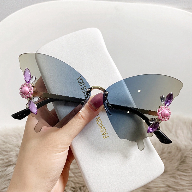 Desain Mewah Frameless Kristal Butterfly Sunglasses Vintage Brand Shades Untuk Wanita Kacamata Matahari Tanpa Bingkai Bling Diamond Eyewear