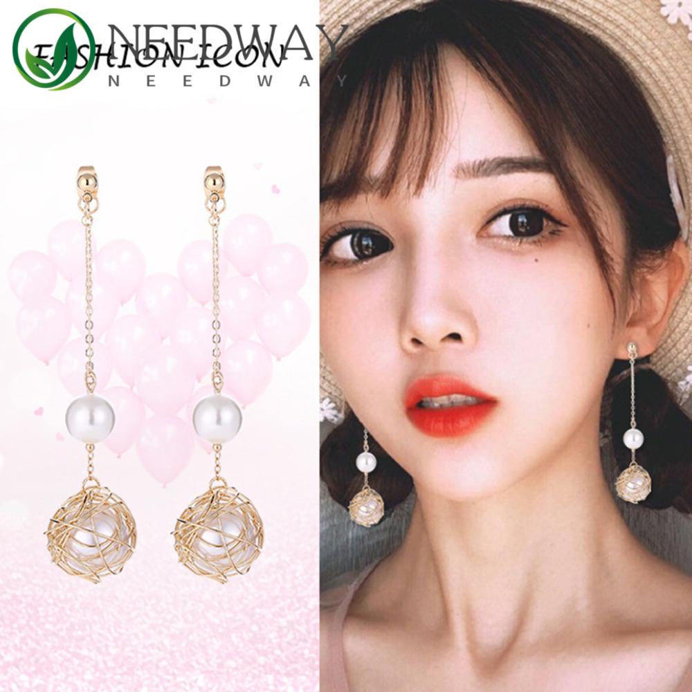 Needway   Anting Geometris Manis Sederhana Wanita Lingkaran Wanita Kristal Fashion Perhiasan