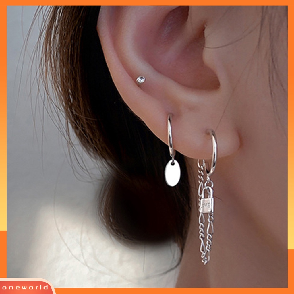 [WOD] 1pasang Anting Wanita Panjang Rumbai Rantai Bright Luster Kepribadian Menarik Semua Pertandingan Dekorasi Geometris Asimetris Lock Round Disc Menjuntai Earrings Untuk Kehidupan Sehari-Hari