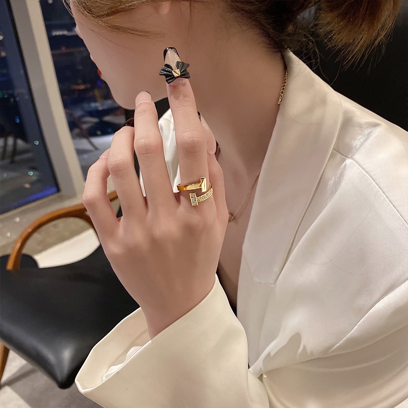 Cincin Indah Micro-Hias Perempuan Desain Niche Cincin Terbuka ins Gaya Keren Trendi Korea Cincin Jari Telunjuk Unik