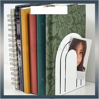 

HOSSLA Penahan buku putih tempat penyimpanan buku penyanggah organizer buku MINIMALIS ESTETIK AESTHETIC MEWAH ELEGAN ELEGANT JASTIP bahan besi tebal bentuk pelangi white penyusun susun rak lemari pembatas sandaran senderan bookend