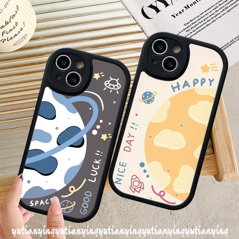 IPHONE Casing Pasangan Kompatibel Untuk Iphone13 12 11 14 Pro Max 7plus 7 6 8 XR 6s Plus X XS Max SE 2020 Happy Planet Space Luck Star Soft Tup Case