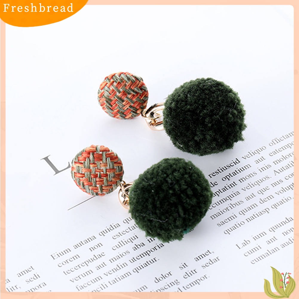 &lt; Freshbread &gt; Musim Dingin Wanita Manis Pompom Menjuntai Drop Ear Stud Earrings Perhiasan Hadiah Teman