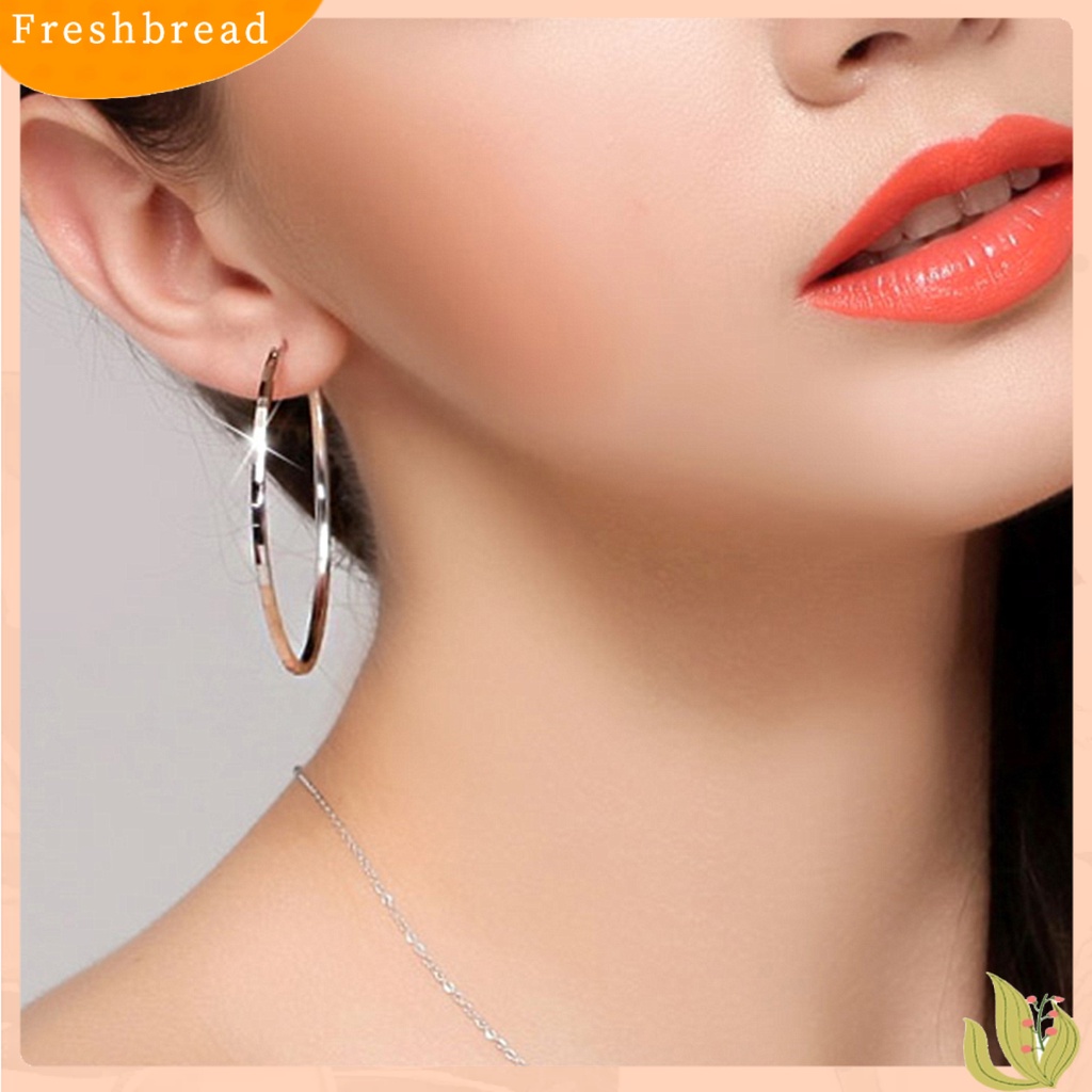 &lt; Freshbread &gt; 1pasang Anting Hoop Berlebihan Tekstur Belah Ketupat Lingkaran Besar Geometris Kilau Terang Wanita Gadis Anting Bulat Pesona Perhiasan Dekorasi Hadiah Untuk Perjamuan